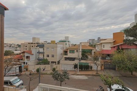Apartamento à venda com 4 quartos, 144m² em Castelo, Belo Horizonte
