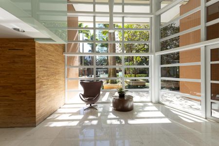 Apartamento à venda com 126m², 3 quartos e 3 vagas Apartamento à venda com 126m², 3 quartos e 3 vagasÁrea comum - Hall de entrada