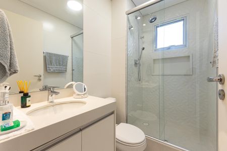 Apartamento à venda com 126m², 3 quartos e 3 vagas Apartamento à venda com 126m², 3 quartos e 3 vagasBanheiro da Suíte 2