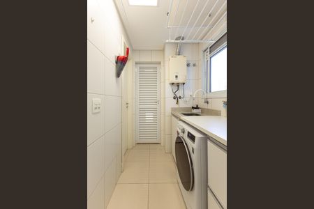 Apartamento à venda com 126m², 3 quartos e 3 vagas Apartamento à venda com 126m², 3 quartos e 3 vagasÁrea de Serviço