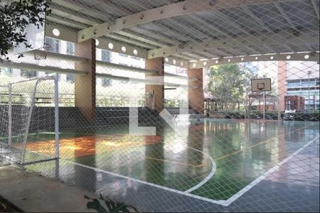 Apartamento à venda com 126m², 3 quartos e 3 vagas Apartamento à venda com 126m², 3 quartos e 3 vagasÁrea comum - Quadra