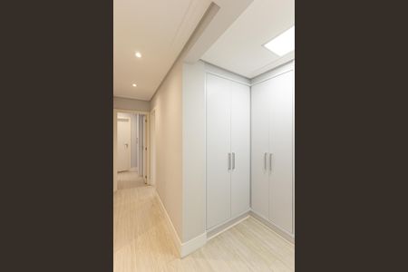 Apartamento à venda com 126m², 3 quartos e 3 vagas Apartamento à venda com 126m², 3 quartos e 3 vagasCorredor