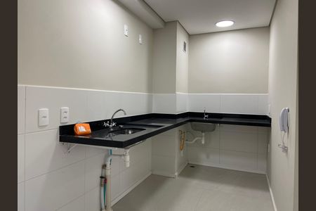 Cozinha de apartamento para alugar com 1 quarto, 37m² em Vila Butantã, São Paulo