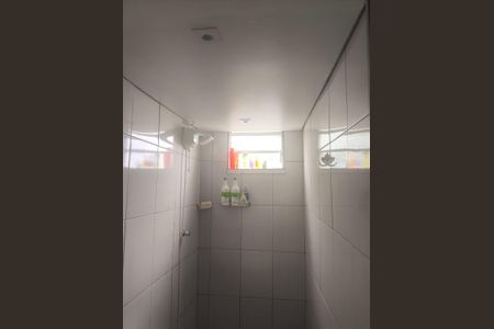Banheiro de apartamento para alugar com 2 quartos, 43m² em Cidade Tiradentes, São Paulo