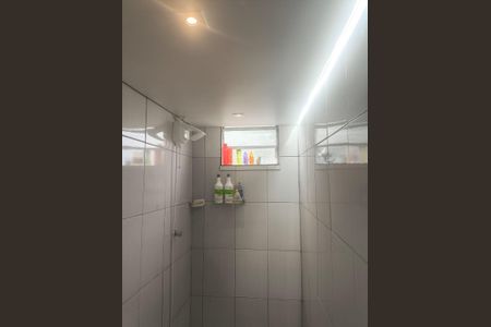 Banheiro de apartamento para alugar com 2 quartos, 43m² em Cidade Tiradentes, São Paulo
