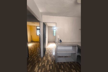 Cozinha de apartamento para alugar com 2 quartos, 43m² em Cidade Tiradentes, São Paulo