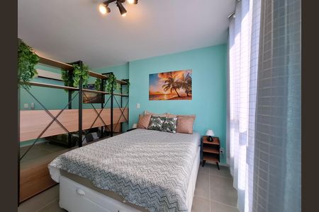 Quarto  de kitnet/studio para alugar com 1 quarto, 80m² em Centro, Rio de Janeiro