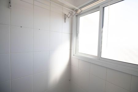 Área de Serviço de apartamento para alugar com 2 quartos, 59m² em Gopouva, Guarulhos