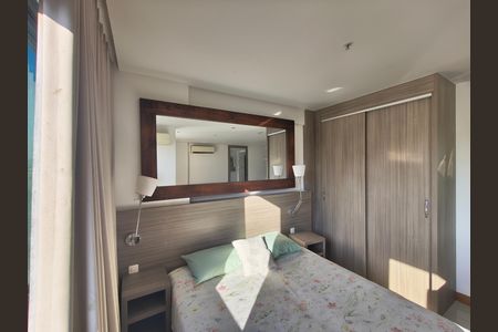 Apartamento à venda com 40m², 1 quarto e 1 vaga