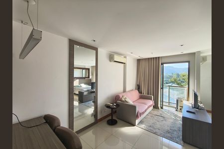 Apartamento à venda com 40m², 1 quarto e 1 vaga