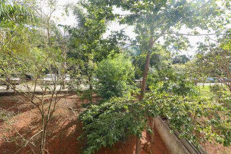 Vista Sala  de apartamento para alugar com 2 quartos, 43m² em Jardim Helga, São Paulo