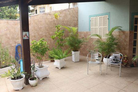 Casa para alugar com 123m², 3 quartos e 2 vagasVaranda 1 e Garagem