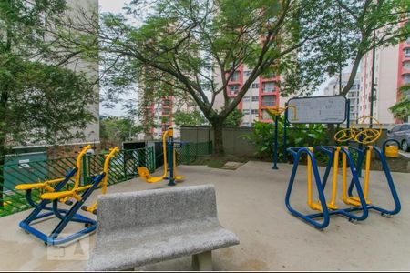 Área comum de apartamento para alugar com 2 quartos, 64m² em Parque Bristol, São Paulo