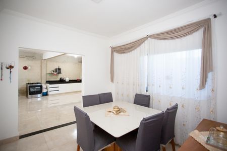 Copa de casa à venda com 3 quartos, 360m² em Tropical, Contagem