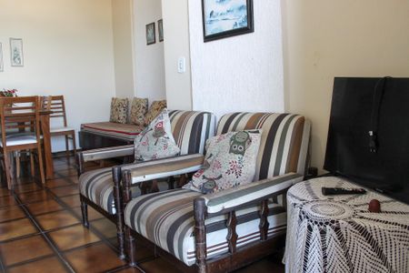 Sala de apartamento para alugar com 3 quartos, 93m² em Centro, Cabo Frio