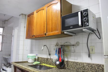 Cozinha - Armários de apartamento para alugar com 3 quartos, 93m² em Centro, Cabo Frio