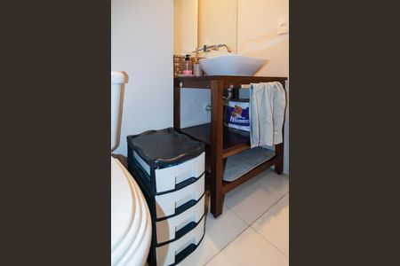 Apartamento para alugar com 49m², 2 quartos e 1 vaga Apartamento para alugar com 49m², 2 quartos e 1 vagaBanheiro Social
