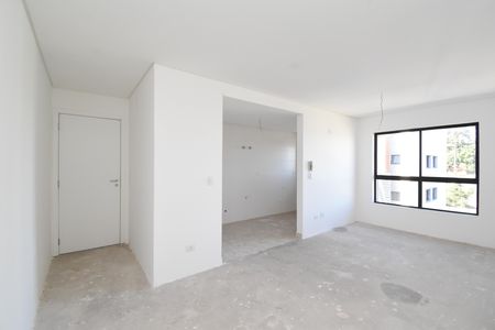 Apartamento à venda com 3 quartos, 71m² em Santo Inácio, Curitiba