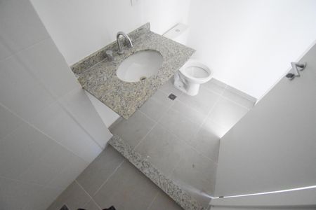 Banheiro 2 de apartamento à venda com 3 quartos, 71m² em Santo Inácio, Curitiba