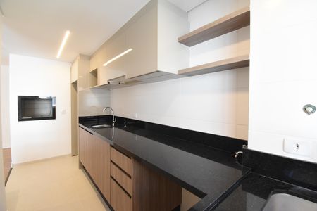 Sala/Cozinha de apartamento à venda com 3 quartos, 71m² em Santo Inácio, Curitiba