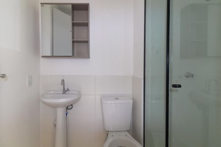 Banheiro de apartamento para alugar com 2 quartos, 36m² em Conjunto Habitacional Teotonio Vilela, São Paulo