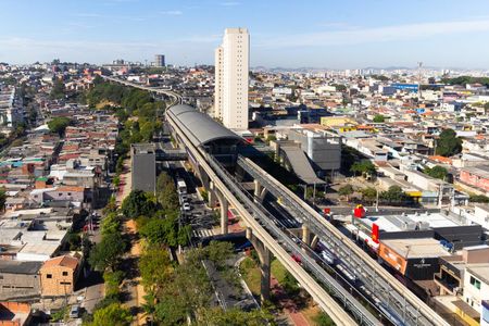 Vista de apartamento para alugar com 2 quartos, 36m² em Conjunto Habitacional Teotonio Vilela, São Paulo