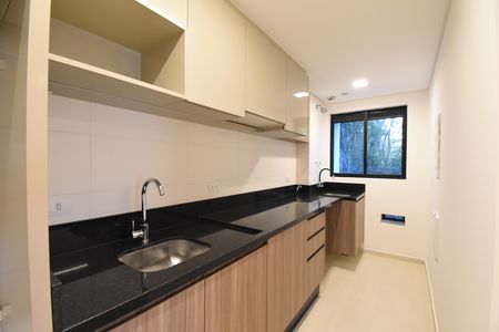 Sala/Cozinha de apartamento à venda com 3 quartos, 71m² em Santo Inácio, Curitiba