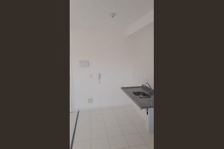 Cozinha de apartamento para alugar com 2 quartos, 47m² em Jardim Vitória, Embu das Artes