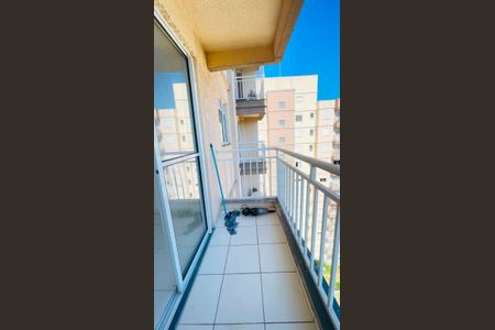 Varanda de apartamento para alugar com 2 quartos, 47m² em Jardim Vitória, Embu das Artes