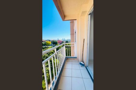 Varanda de apartamento para alugar com 2 quartos, 47m² em Jardim Vitória, Embu das Artes