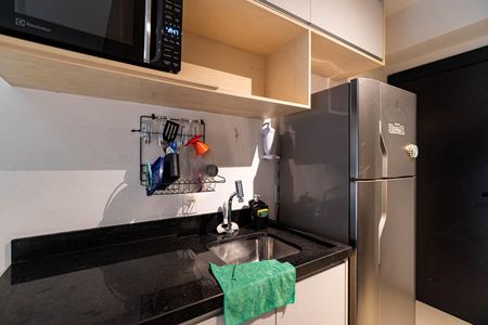 Cozinha de kitnet/studio à venda com 1 quarto, 28m² em Consolação, São Paulo