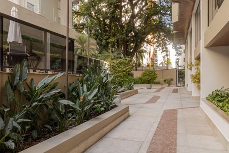 Área comum de kitnet/studio para alugar com 3 quartos, 160m² em Indianópolis, São Paulo