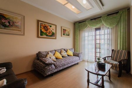 Casa à venda com 5 quartos, 420m² em Jardim Araguaia, Mauá