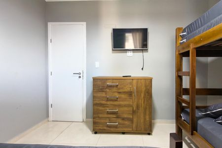 Quarto 2 de apartamento para alugar com 2 quartos, 82m² em Maracanã, Praia Grande