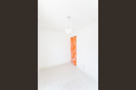 Quarto 1 de casa de condomínio à venda com 2 quartos, 50m² em Jardim do Papai, Guarulhos