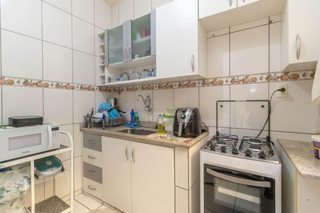 Cozinha de casa à venda com 3 quartos, 360m² em Jaqueline, Belo Horizonte