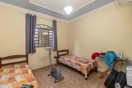Casa à venda com 360m², 3 quartos e 3 vagas Casa à venda com 360m², 3 quartos e 3 vagasQuarto 3
