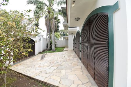 Casa à venda com 418m², 5 quartos e 4 vagasÁrea externa