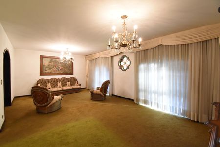 Casa à venda com 418m², 5 quartos e 4 vagasSala
