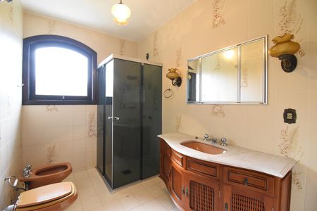 Casa à venda com 418m², 5 quartos e 4 vagasBanheiro da Suíte 3