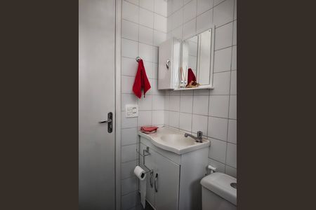 Banheiro de apartamento para alugar com 2 quartos, 49m² em Vila Guilherme, São Paulo
