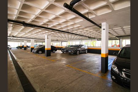 Apartamento para alugar com 49m², 2 quartos e 2 vagasÁrea comum - Estacionamento