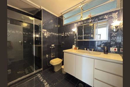 Banheiro de apartamento para alugar com 2 quartos, 100m² em Perdizes, São Paulo