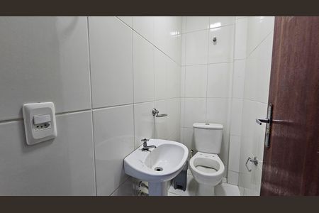 Lavabo de casa para alugar com 3 quartos, 130m² em Olinda, Nilópolis