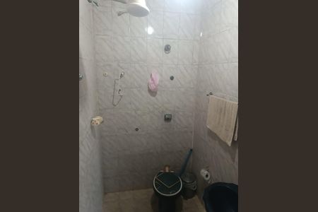 Banheiro de casa à venda com 3 quartos, 100m² em Jardim Miriam, São Paulo