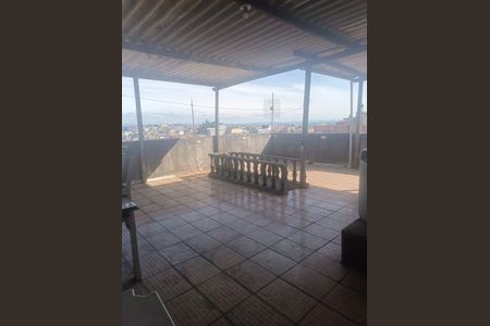 Área externa de casa à venda com 3 quartos, 100m² em Jardim Miriam, São Paulo