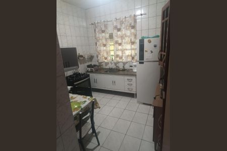 Cozinha de casa à venda com 3 quartos, 100m² em Jardim Miriam, São Paulo