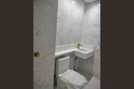 Banheiro de apartamento para alugar com 2 quartos, 46m² em Piratininga, Osasco