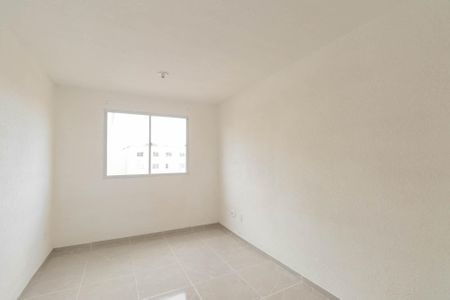 Sala de apartamento para alugar com 2 quartos, 40m² em Trindade, São Gonçalo