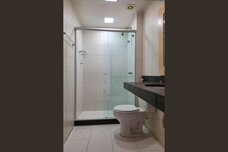 Apartamento para alugar com 260m², 3 quartos e 3 vagas Apartamento para alugar com 260m², 3 quartos e 3 vagasBanheiro Social